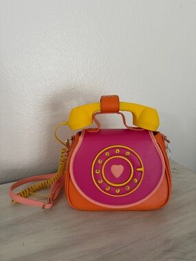 NWT Bewaltz Retro Phone-Inspired Crossbody Bag - Pink & Orange